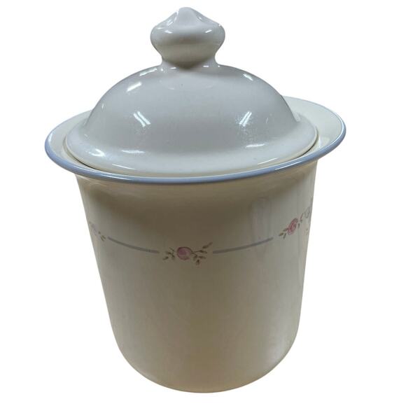 Pfaltzgraff Trousseau Small Canister Discontinued 1988-1996 Defect With Lid GUC - Picture 2 of 9